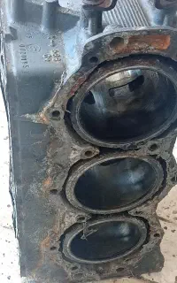 سیلندر موتور دریایی 85