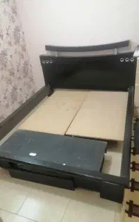 تخت خواب دونفره جنس چوب