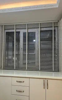پرده کرکره ای  به پهنای 2متر در ارتفاع 2متر
