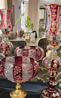 یک جفت شمعدان به همراه یک کشکول