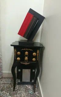 آباژور با میز  در حد نو