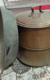 دو عدد قابلمه مسی ویک عدد ماهیتابه مسی