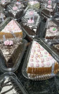 کیک اسلایسی مخصوص کافی شاپ