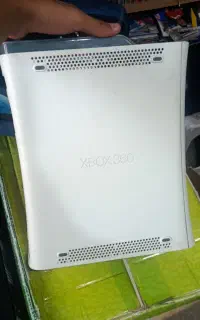 Xbox 360 دو دسته 250گیگابایت اسلیم
