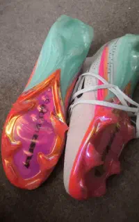 کقش فوتبال چمن طبیعی