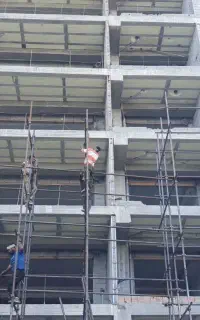 استخدام کارگر داربست فلزی