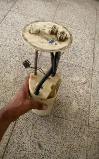 پمپ بنزین کامل با جا جا سیفونی کامل تویتا هایلوکس