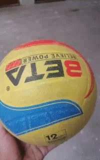 توب والیبال