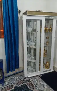 بوفه سفید سالم