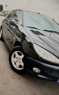 206 مشکی