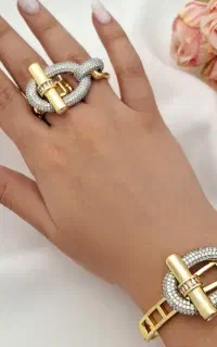 النگو طلاروس