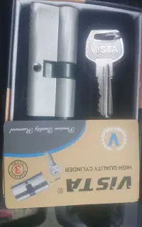 پخش عمده ابزار در دیر کنگان