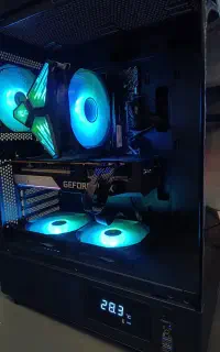 کیس گیمینگ رندرینگ 12گیگ گرافیک ارزش خرید استثنایی