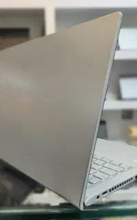 لپ‌تاپ حراج به قیمت پارسال