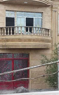 کارگر کاشی کاری و سنگ کار