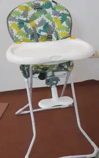 صندلی غذا و روروئک
