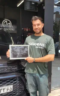 احیای رنگ تخصصی و سرامیک بدنه