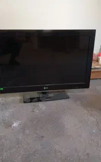 تلوزیون Led در حد نو LGاصل