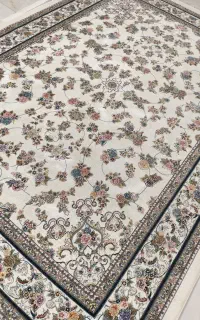 دو تخته فرش 9 متری کم کارکرد