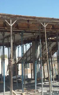 آرماتور بندی قالب بندی ساختمان در ویلا باغ و باغچه