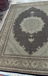 یک تخته فرش ۹ متری ماهی