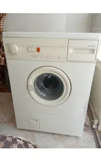لباسشویی قرنیه