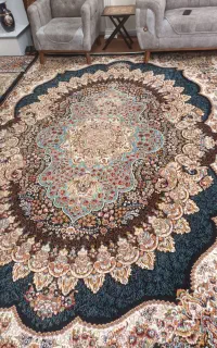 یک عدد فرش ۹متر ۷۰۰شانه قالی سلیمان نونو