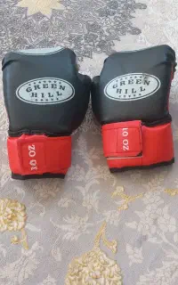 دو جفت دستکش بوکس