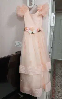 پیرهن دخترانه