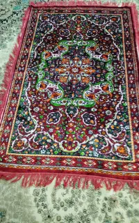 رو تختی مخمل قدیمی