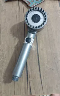 سردوش ماساژور دار