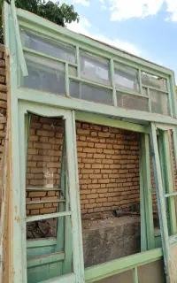 در چوبی قدیمی