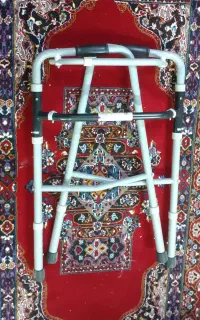 واکر طبی درمانی