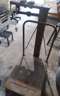 باسکول ۳۰۰ کیلوی