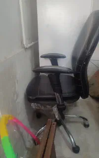 صندلی چرخ دار کامپیوتر