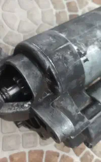 دو عدد وسیله ماشین ۲۰۶