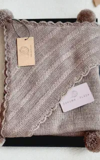 پتو نوزادی دورپیچ کلاه دار