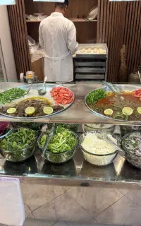 لەفەی سلیمانی نان داغ و سلف سرویس