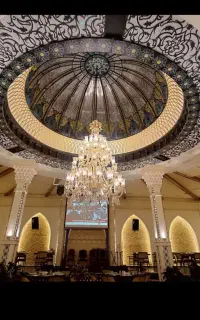با نیم قرن سابقه درخشان  میزبان شما هستیم