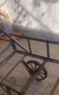 گاری چهارچرخ اهنی