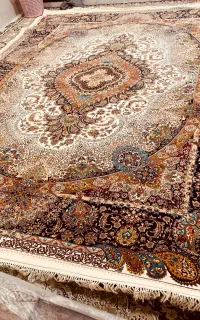 فرش دستباف ابریشم