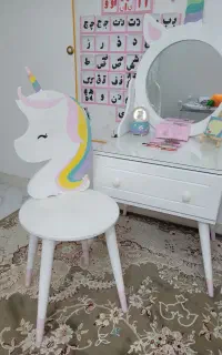 میز و آینه