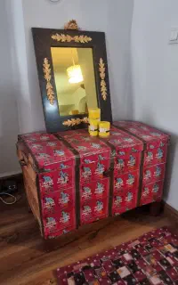 صندوق فلزی قدیمی