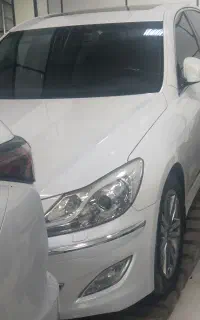فروش جنسیس سدان