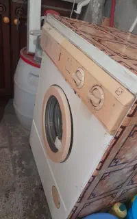 فروش ماشین لباسشویی ارج هفت کیلو یی کاملا سالم