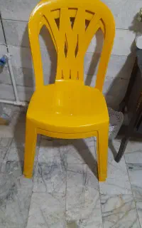 ۲عدد صندلی سالم سالم نو