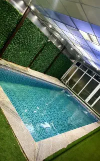 استخر سرپوشیده