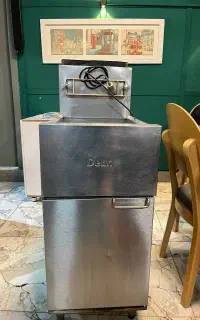 سرخ کن Dean