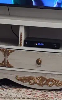 میزتلویزیون