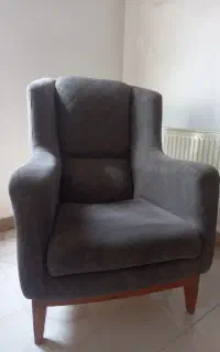 مبل تک نفره